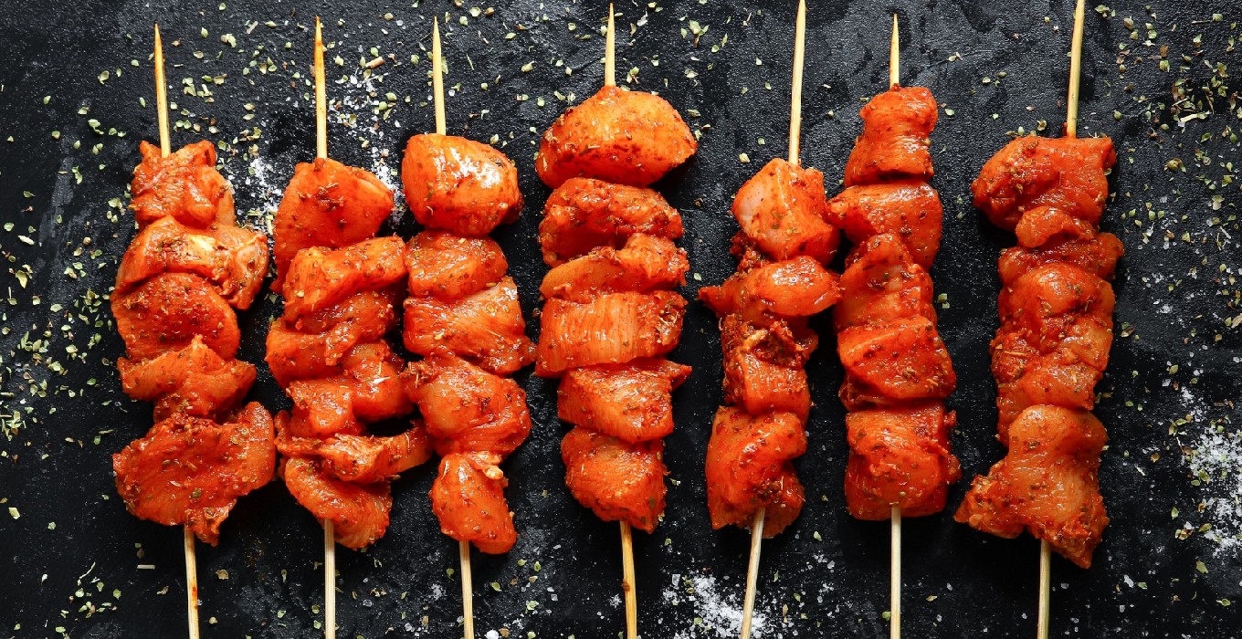 Mariniertes Fleisch zum Grillen oder Braten Mariniertes Fleisch zum Grillen oder Braten