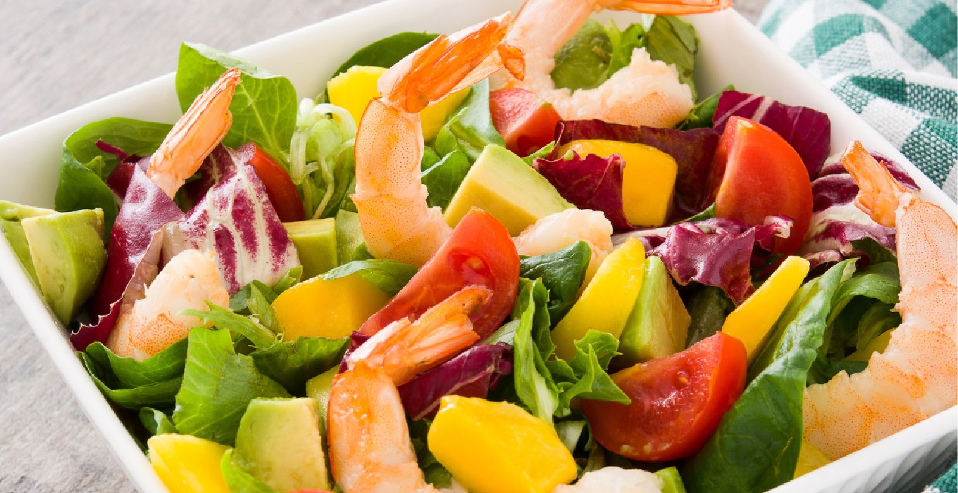 Mediterraner Garnelen-Pfirsich-Salat