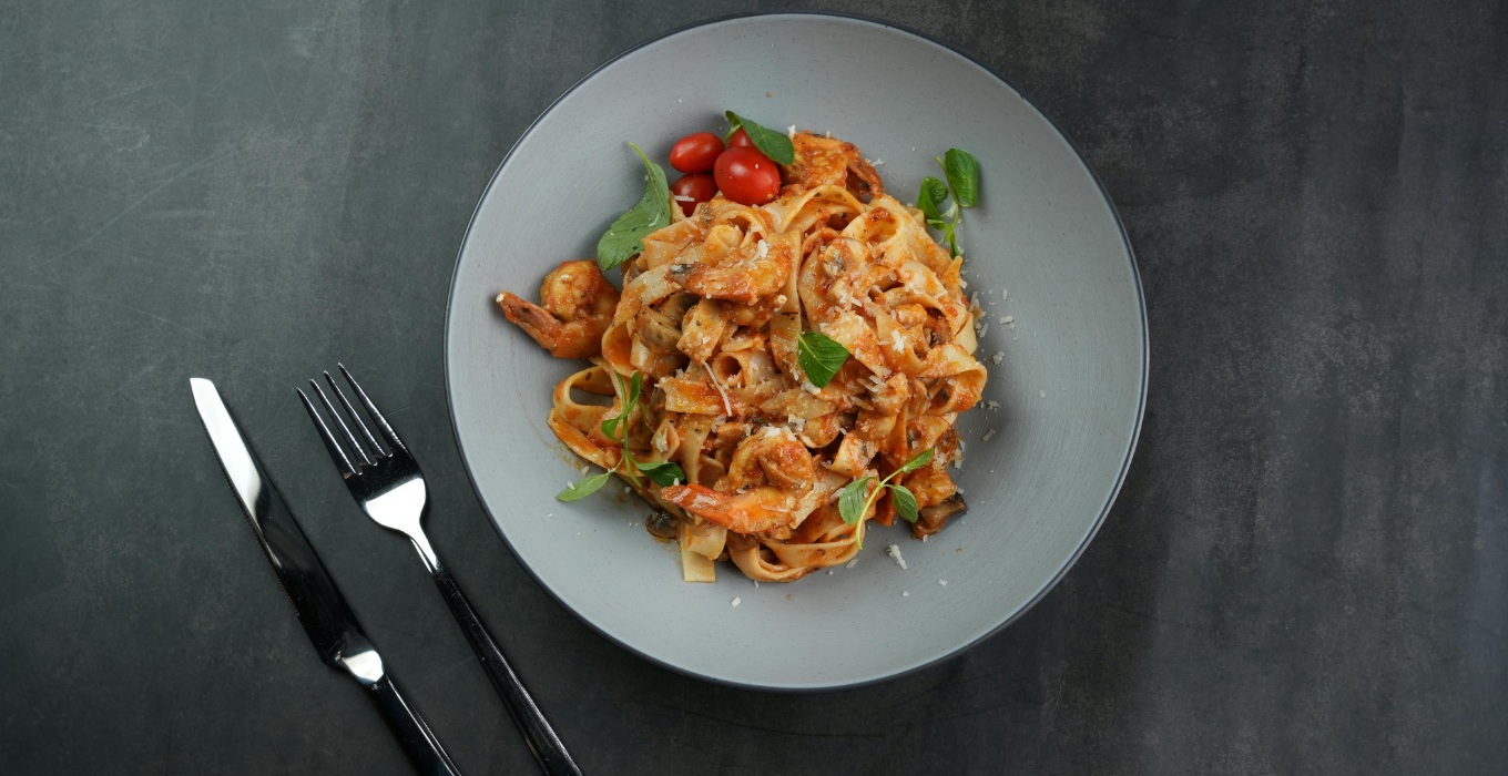 Tagliatelle in Weißweinsahnesauce mit Cocktailtomaten