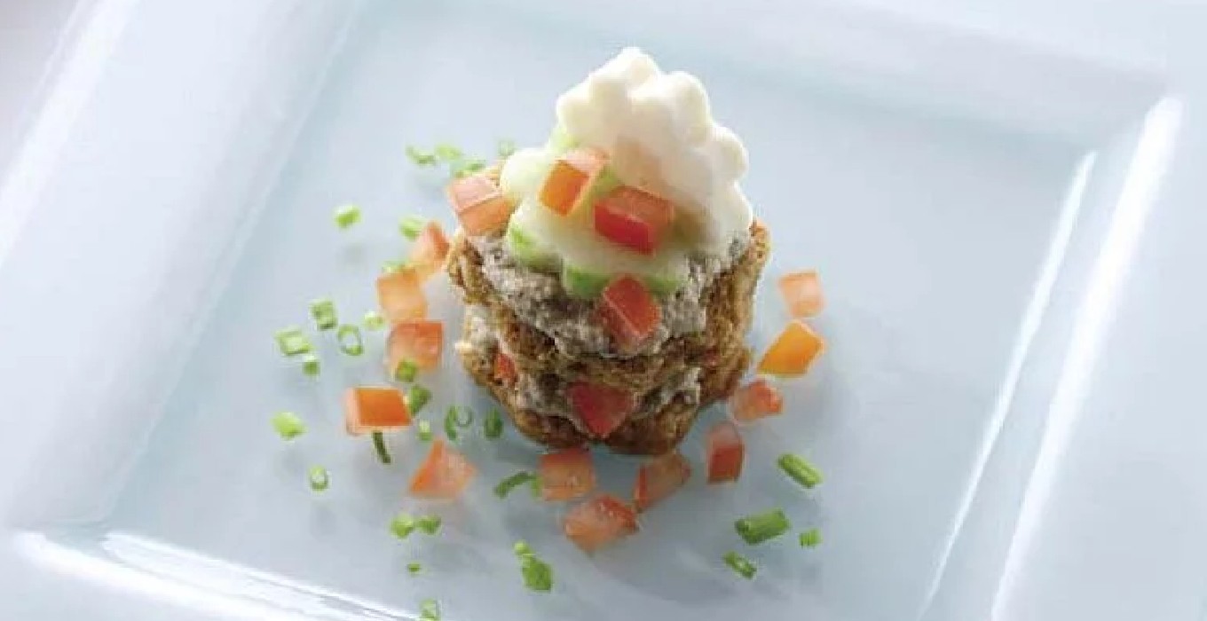 Mozarella-Türmchen mit Auberginenpürée