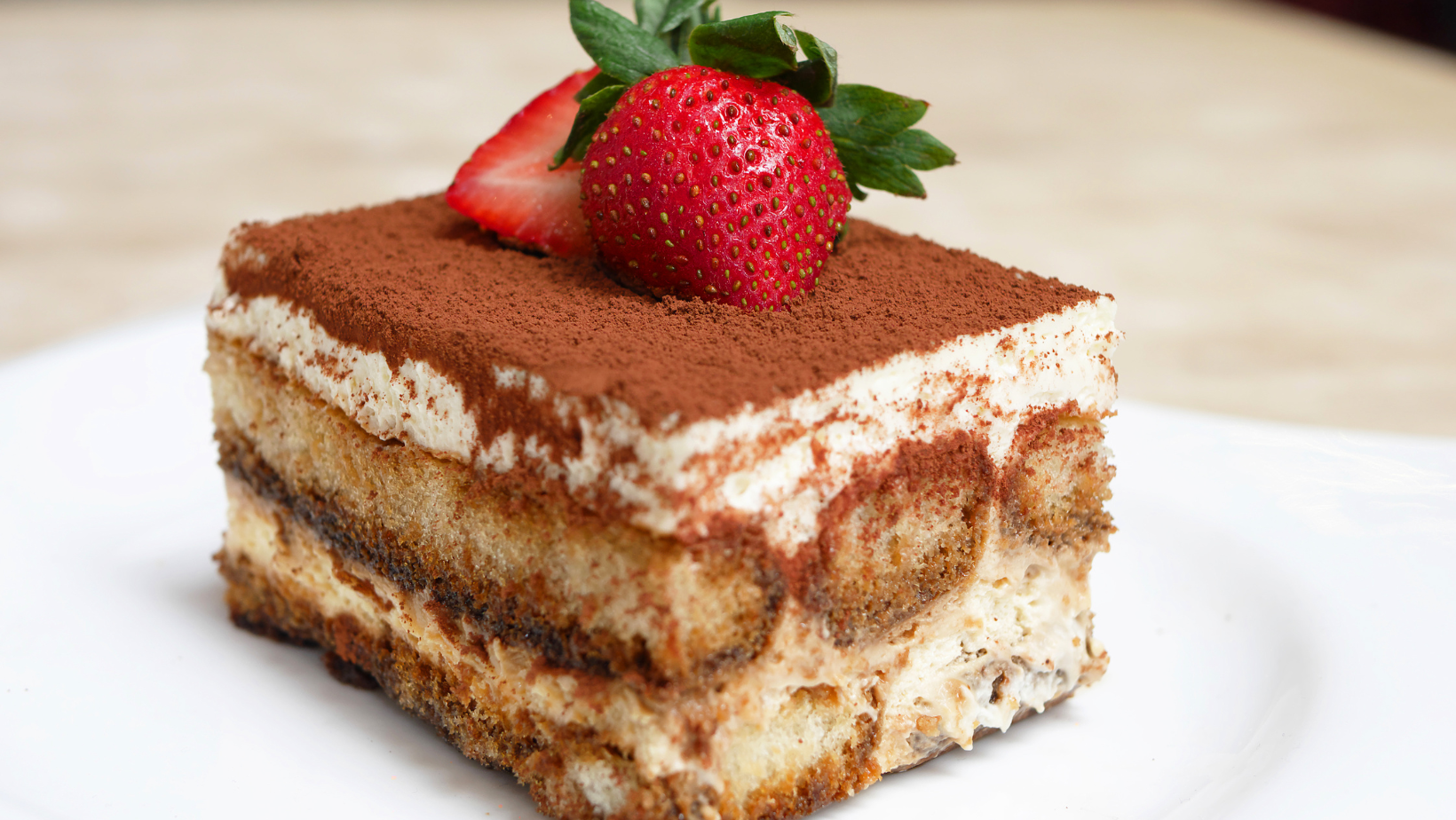 Tiramisu mit heimischen Gartenobst